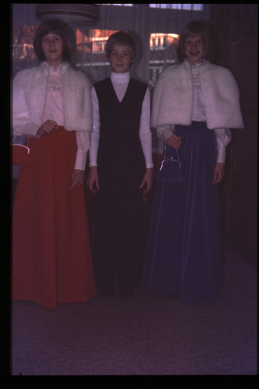 26.Delft okt 1975 Brigitte,Marion,Peter.JPG